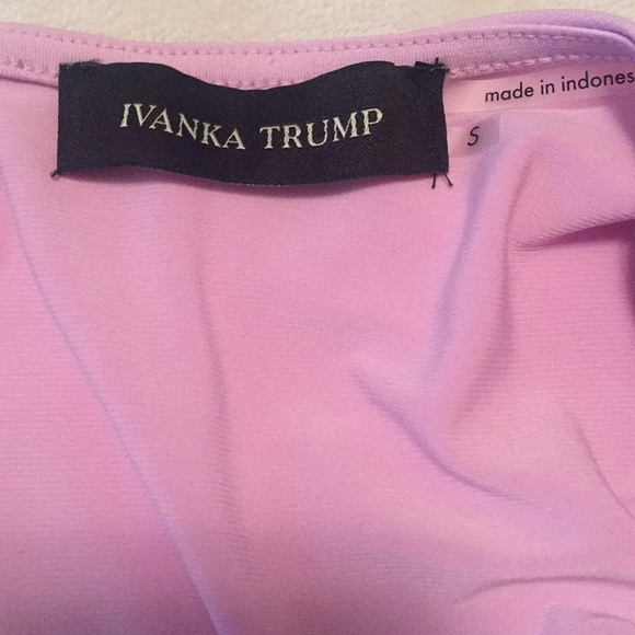 Ivanka Trump, sleeveless blouse size S - Picture 4 of 5